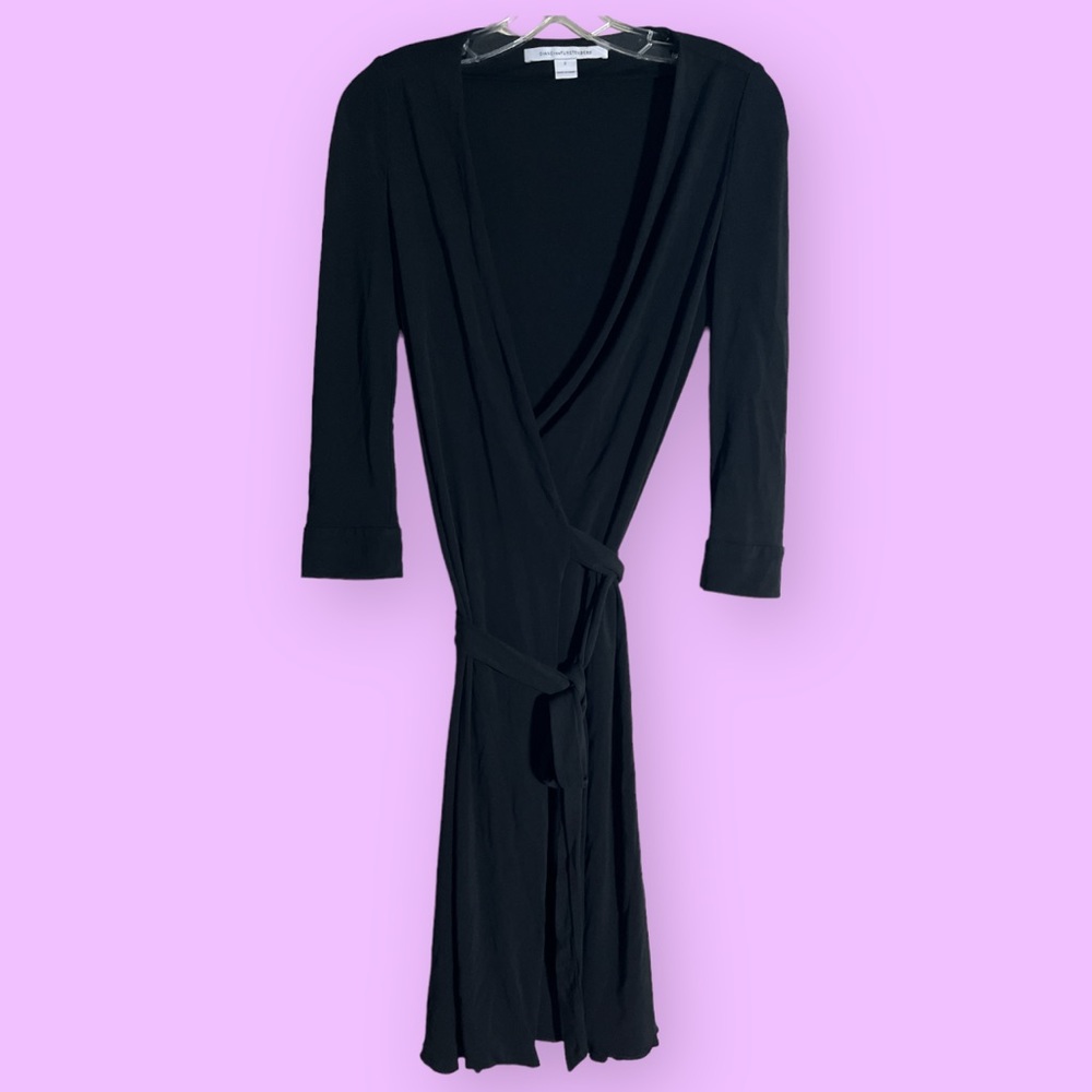 Diane von Furstenberg black wrap dress size 2. NWOT - Picture 2 of 6
